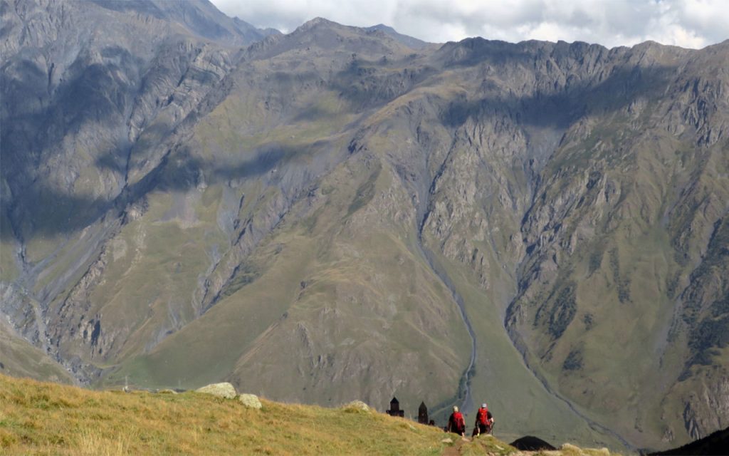 SKIATO Trip Georgia - On the way down from Kazbegi Peak